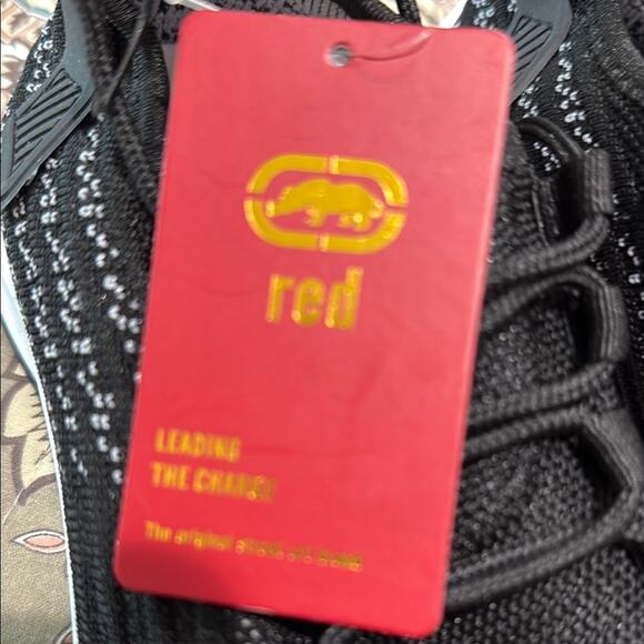 Red black white stitching Sneakers - Picture 3 of 11